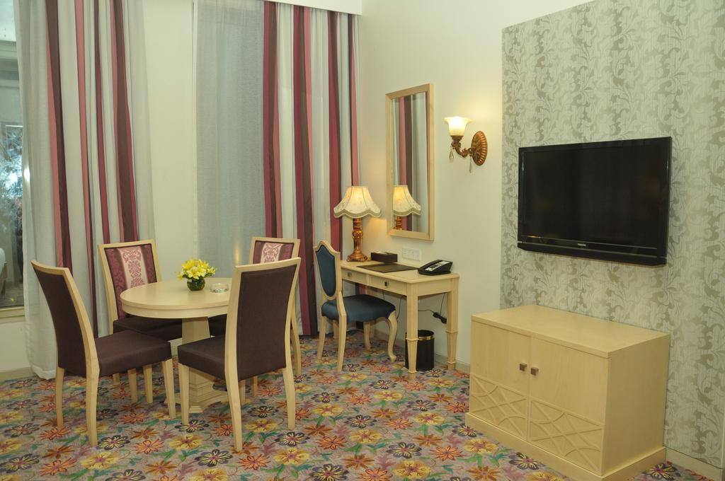 Hotel Royal Tulip Nová Bombaj Exteriér fotografie